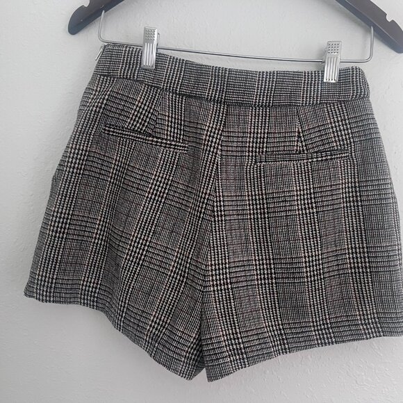 NWT English Factory shorts - Picture 4 of 5